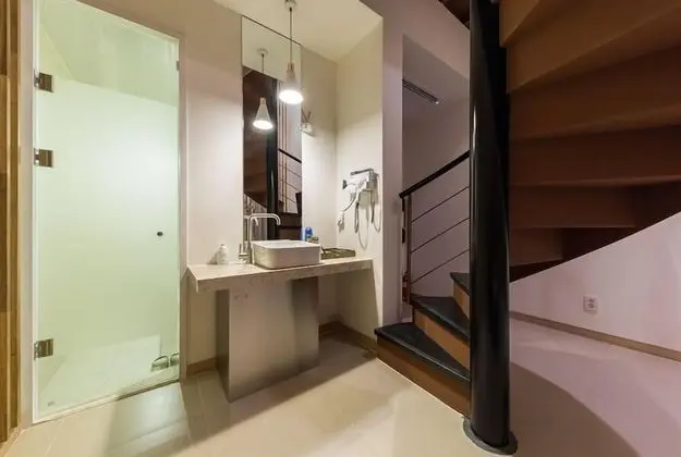 Çatı Katı (Loft) (Suite)
