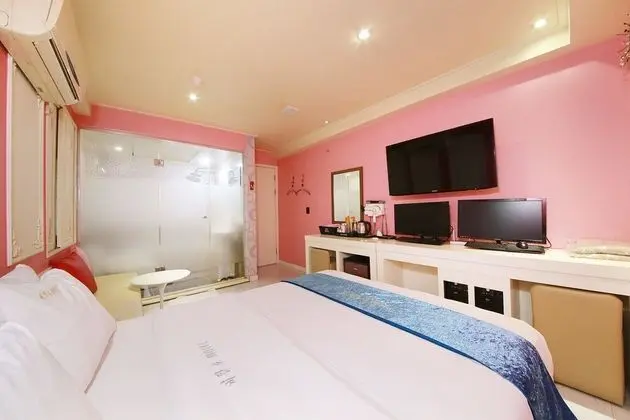 Oda (Semi-Special Room)