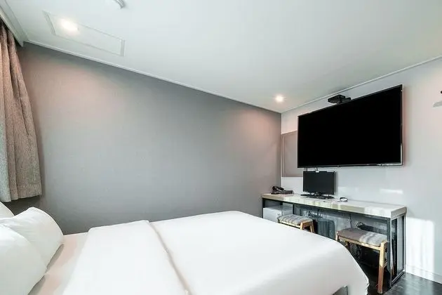 Deluxe Tek Büyük Yataklı Oda, Sigara İçilebilir (A)