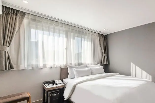Deluxe Tek Büyük Yataklı Oda, Sigara İçilebilir (A)