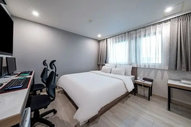 Standard Tek Büyük Yataklı Oda, Sigara İçilebilir (A)