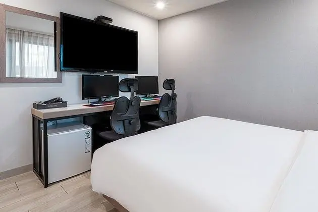 Standard Tek Büyük Yataklı Oda, Sigara İçilebilir (A)