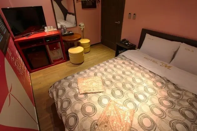 Oda (Semi-Special Room (Netflix available))