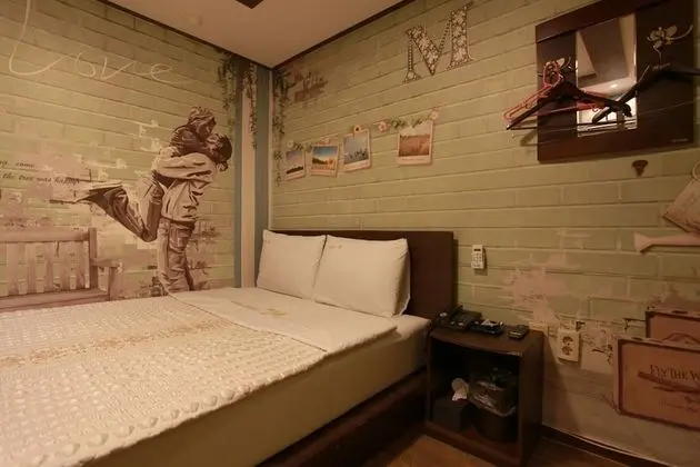 Oda (Standard room (netflix available))