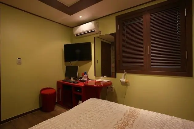 Oda (Standard room (netflix available))