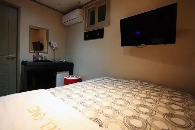 Oda (Mini Room)