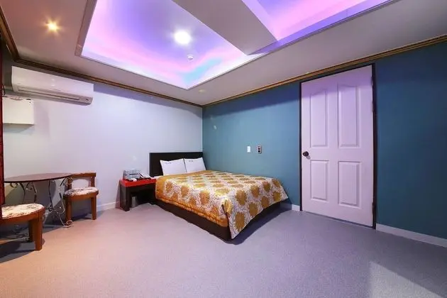 Oda (Special Room)
