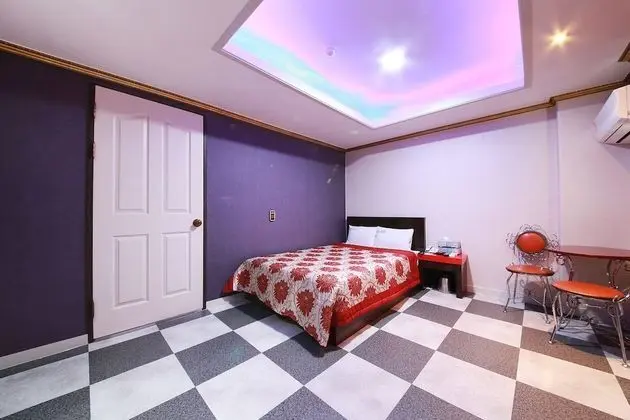 Oda (Special Room)