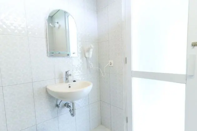 Tek Büyük Yataklı Oda, Balkon
