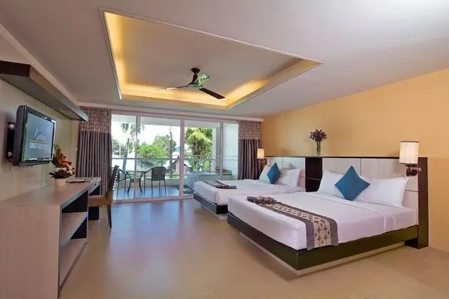 Deluxe Room 2 Queen Beds