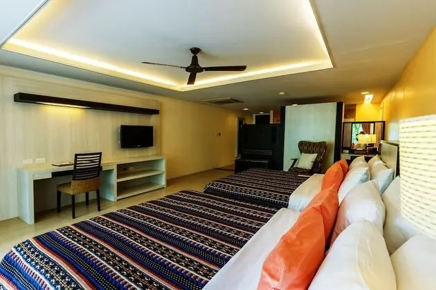 Deluxe Room 2 Queen Beds