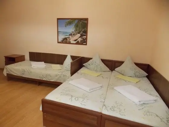 Standard Üç Kişilik Oda