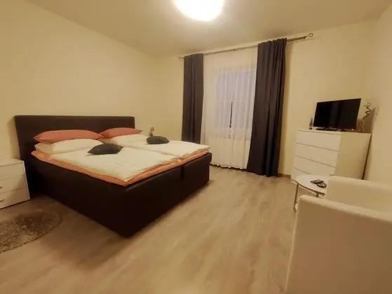 Comfort Tek Büyük veya İki Ayrı Yataklı Oda