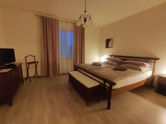 Comfort Tek Büyük veya İki Ayrı Yataklı Oda
