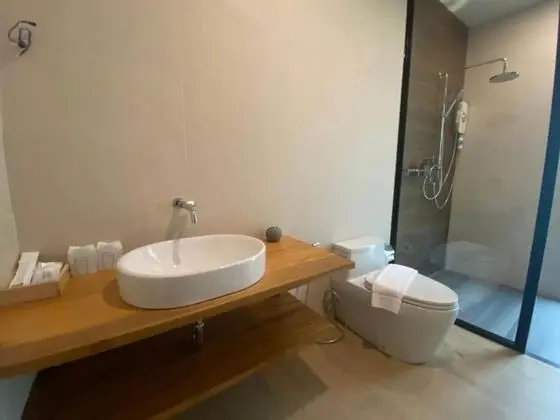 Deluxe Oda, Havuz Kullanımı
