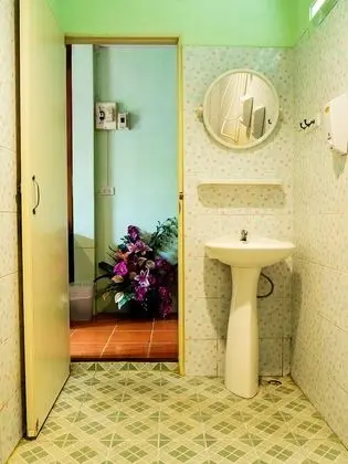 Standard Bungalov, 1 Büyük (Queen) Boy Yatak, Teras, Bahçe Manzaralı