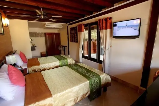 Deluxe Twin (Ground floor)