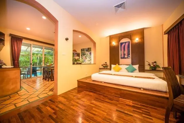 Villa, 1 Yatak Odası, Havuz Kenarı
