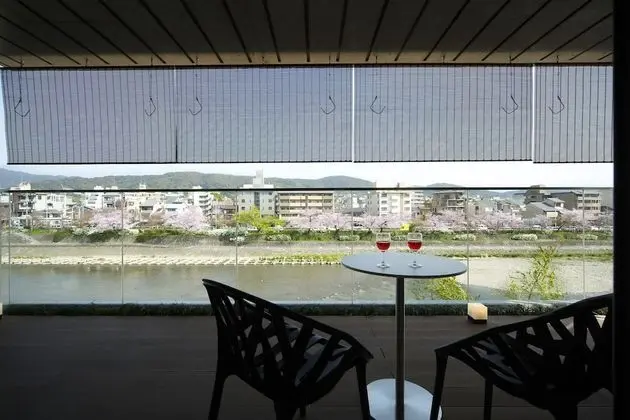 Traditional Oda, Nehir Manzaralı (with Tatami area, 201)