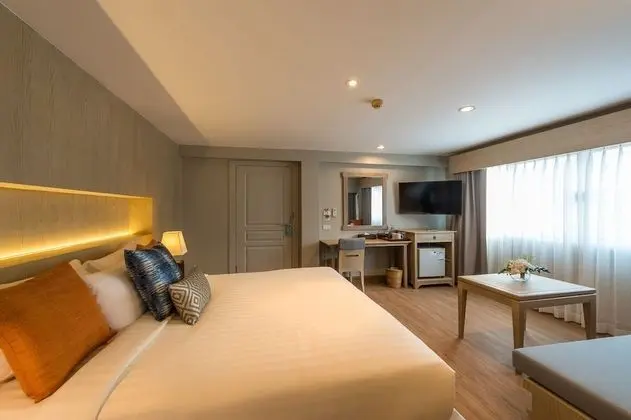 Deluxe Oda, Havuz Manzaralı