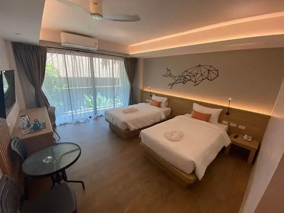 Deluxe Twin Room