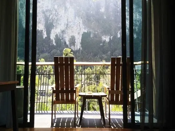 Deluxe Double Room with Mountain View