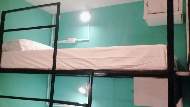 12-Bed Mixed Dormitory