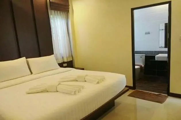 Three Bedrooms Pool Villas