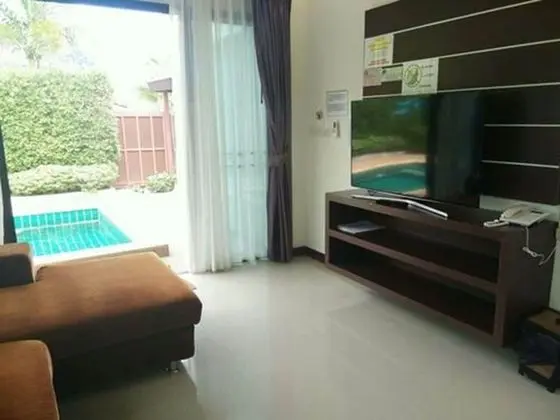 Three Bedrooms Pool Villas