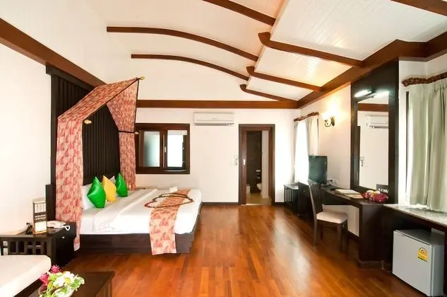 Villa (Gloriyo Hillside)