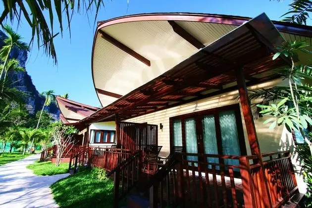 Villa (Gloriyo Hillside)