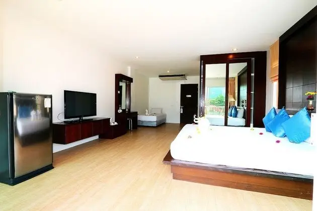 Deluxe Triple Room