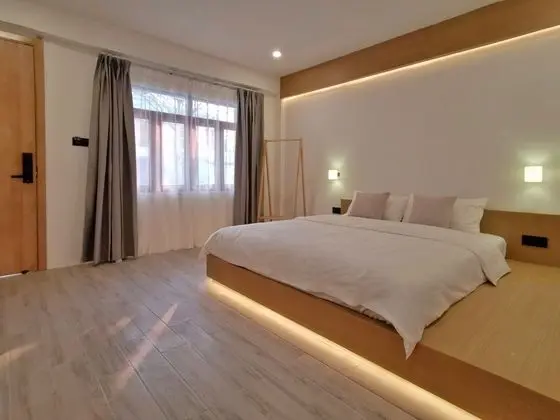 Basic Tek Büyük Yataklı Oda