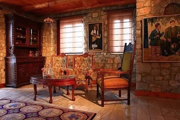 Villa, 3 Yatak Odası, Havuz Kullanımı (Manousaki)