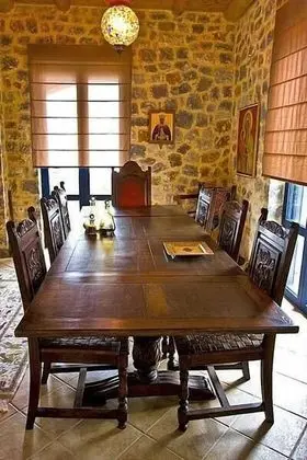 Villa, 3 Yatak Odası, Kişiye Özel Havuzlu (Petritis)