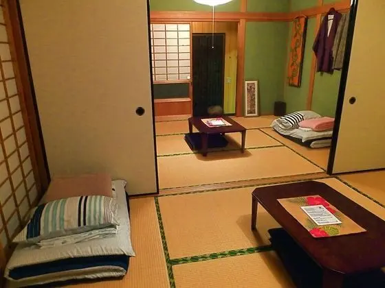 Basic Ortak Ranzalı Oda, Karma Ranzalı Oda (Bunk bed or Futon)
