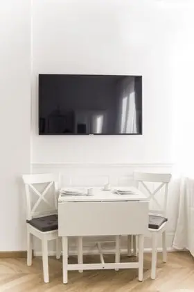 Design Stüdyo Süit, 1 Büyük (Queen) Boy Yatak ve Çekyat, Sigara İçilmez, Şehir Manzaralı