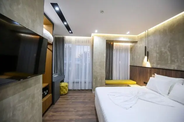 Deluxe Tek Büyük Yataklı Oda, Deniz Manzaralı