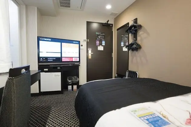 Tek Büyük Yataklı Oda, Sigara İçilmez (For 1 Person) (Room Only)
