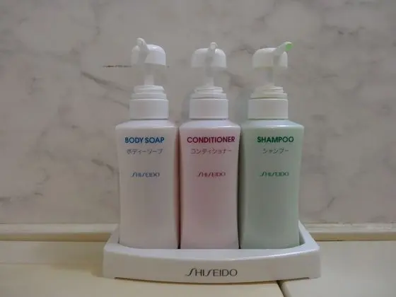 İki Ayrı Yataklı Oda, Sigara İçilmez