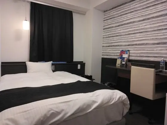 Tek Kişilik Oda, Sigara İçilmez