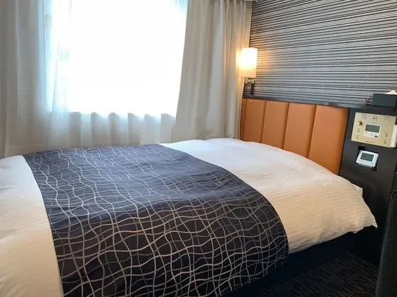 Tek Kişilik Oda, Sigara İçilmez