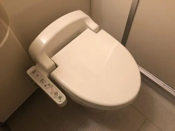 Tek Kişilik Oda, 1 Tek Kişilik Yatak, Sigara İçilebilir