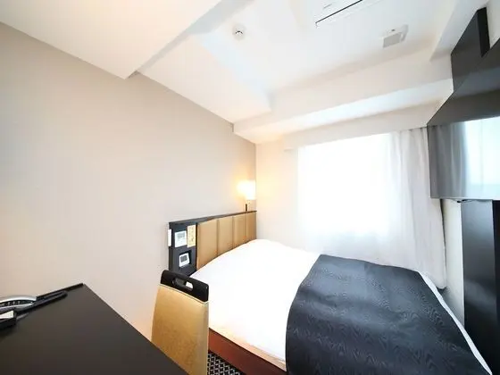 Tek Kişilik Oda, Sigara İçilebilir (Near Shinjuku, Ikebukuro, Ueno)