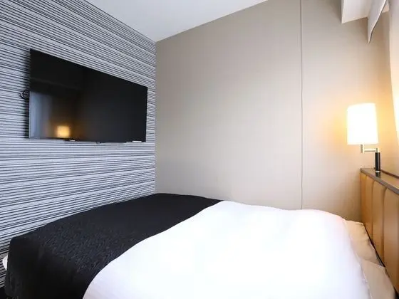 Tek Büyük Yataklı Oda, Sigara İçilmez (Child up to 5ys may share a bed)