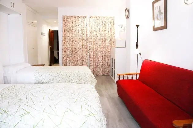 Stüdyo (2 Adults & 1 Child)