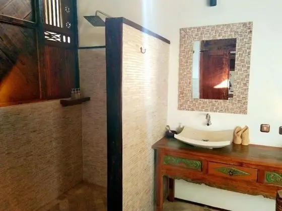 Deluxe İki Ayrı Yataklı Oda, 2 Yatak Odası, Havuz Manzaralı, Havuz Kenarı