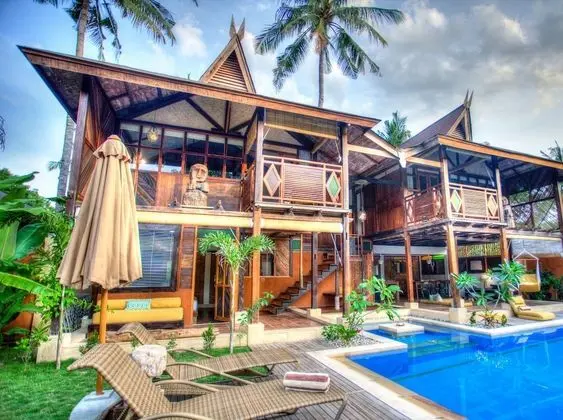 Luxury Üç Kişilik Oda, 3 Yatak Odası, Havuz Manzaralı, Havuz Kenarı