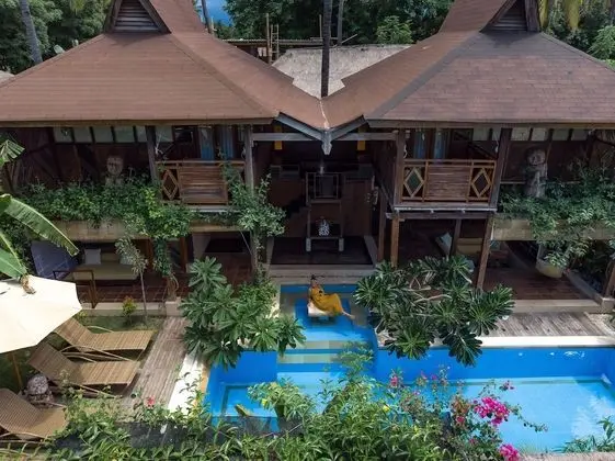 Luxury Üç Kişilik Oda, 3 Yatak Odası, Havuz Manzaralı, Havuz Kenarı