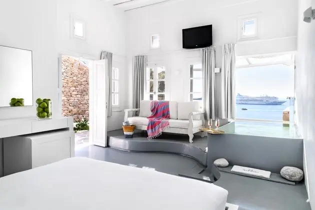 1 Çift Kişilik Veya 2 Tek Kişilik Yatak Superior